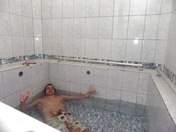 En Baños del Inca, disfrutaremos de un relajante baño termal.