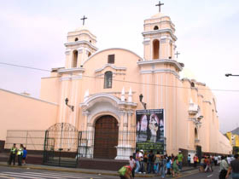 Iglesia y Monasterio de Santa Rosa de Las Monjas (Monasterio Rosas de Santa  Maria)
