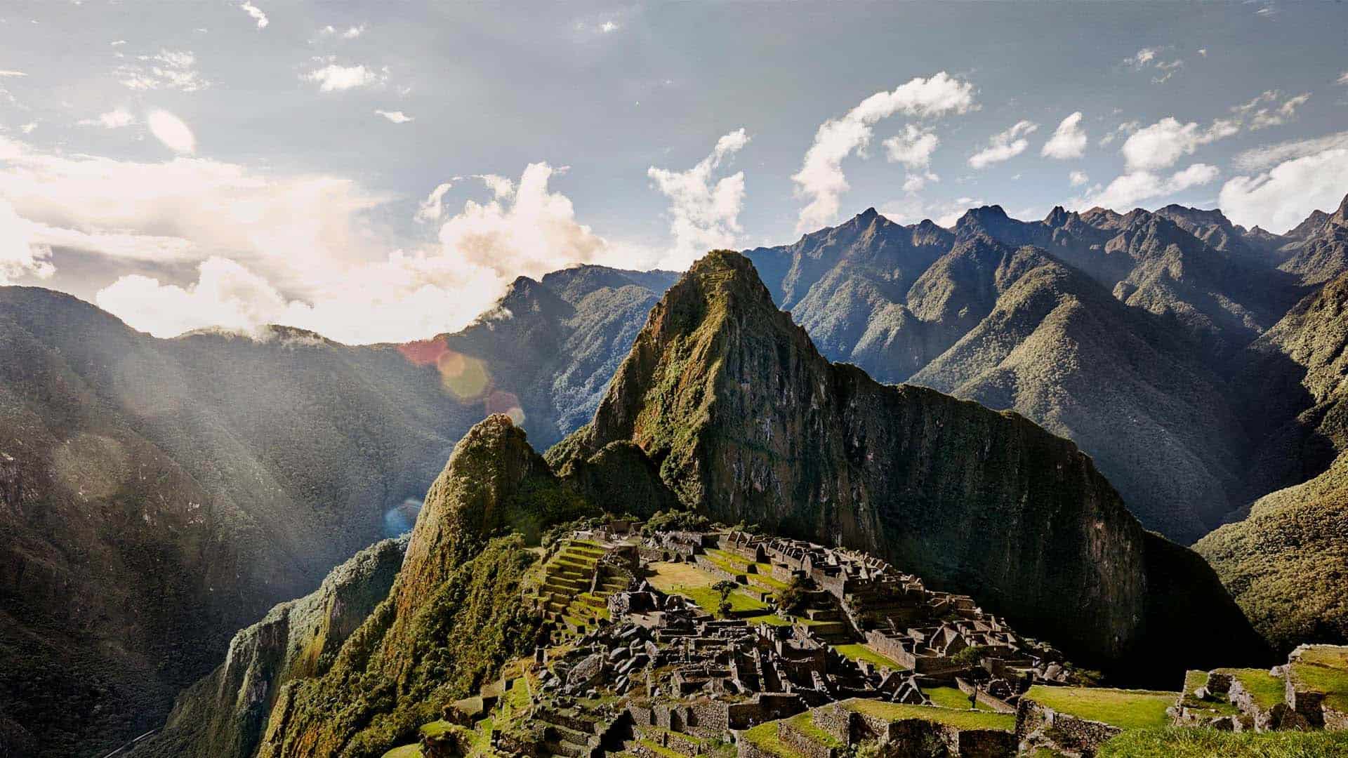 Promoción PeruRail para Peruanos: Tu Oportunidad de Conocer Machu Picchu con hasta 50% de Descuento