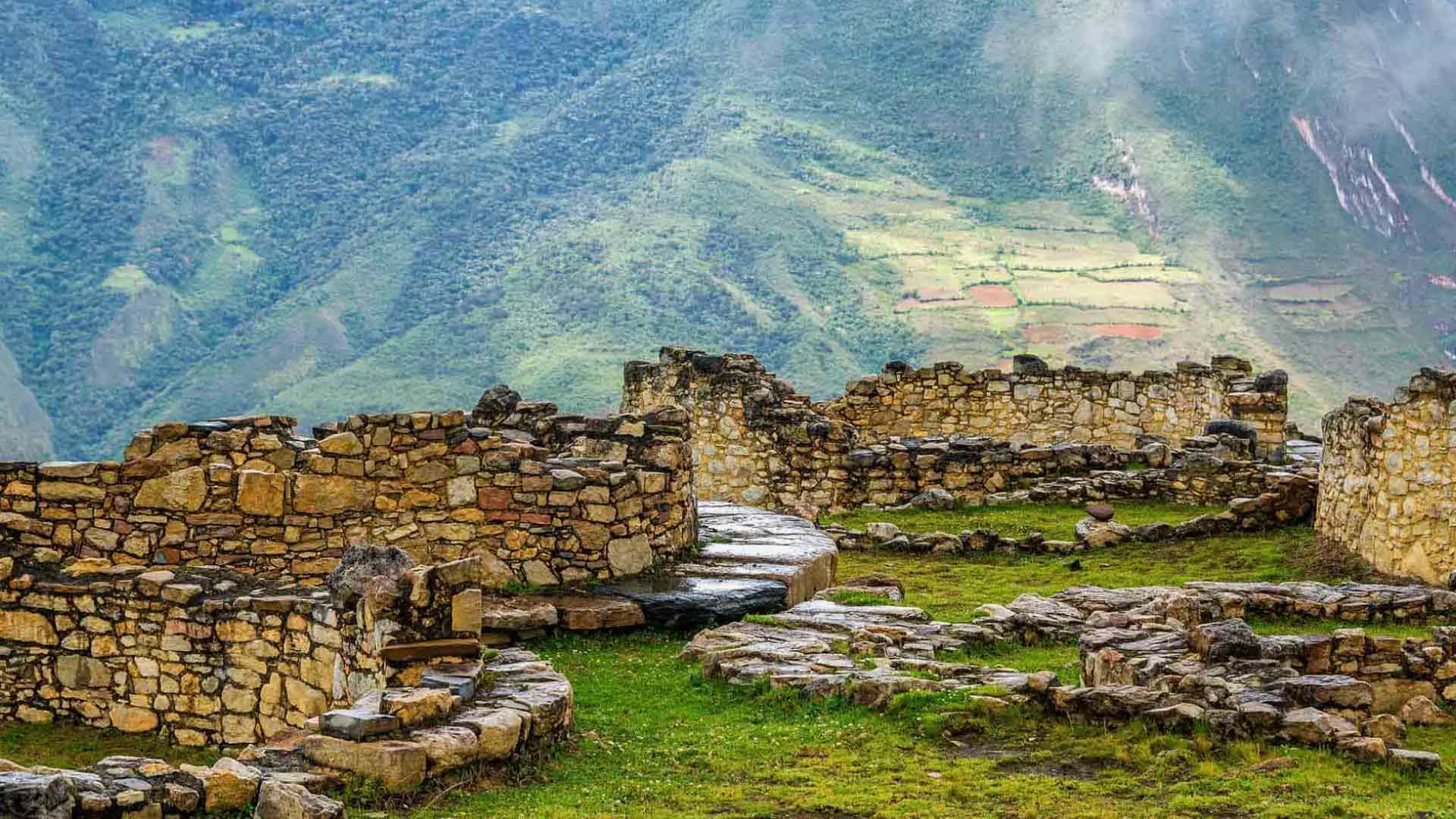 Tour a Kuélap: cómo reservar y qué incluye la experiencia